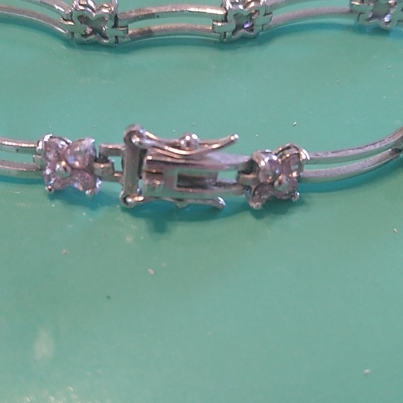 925 Sterling Silver + Pink stones Flower Bracelet, 7" - Picture 5 of 5